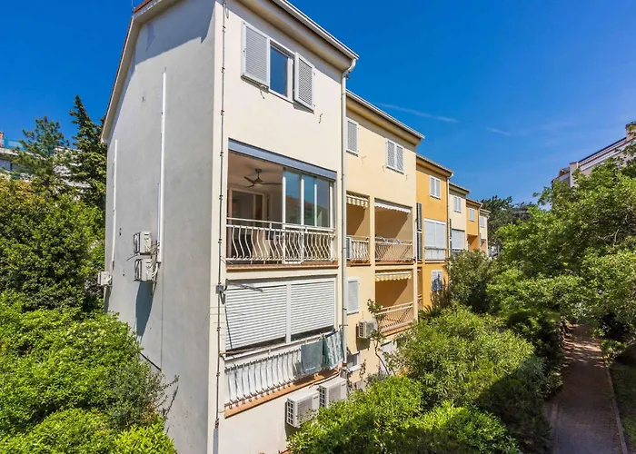 In 42955 Апартаменты *