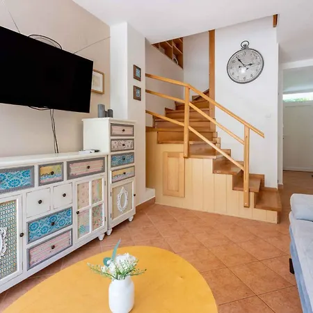 Apartment In 42955 Selce